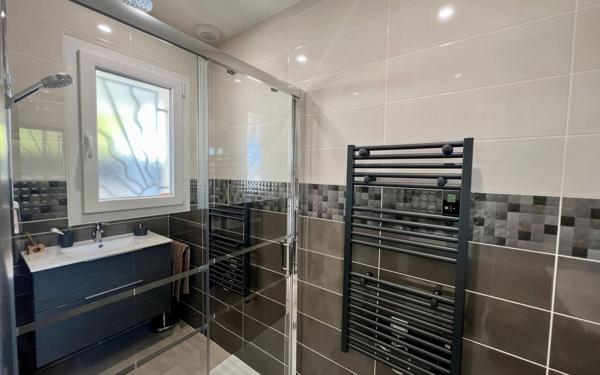 Maison à vendre    4 pièces •  Béziers