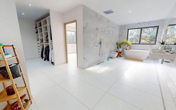 Maison à vendre    5 pièces • 275 m2 Assas