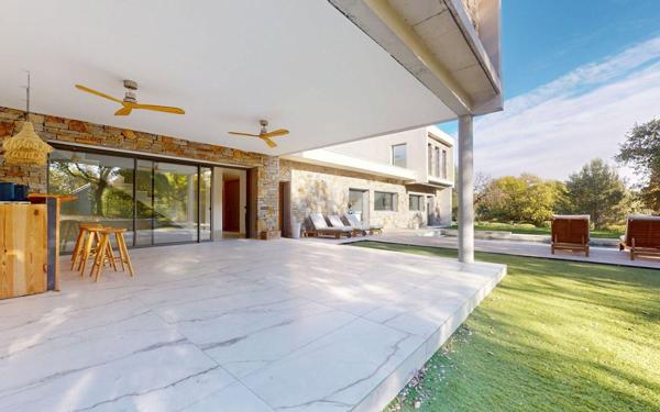 Maison à vendre    5 pièces • 275 m2 Assas