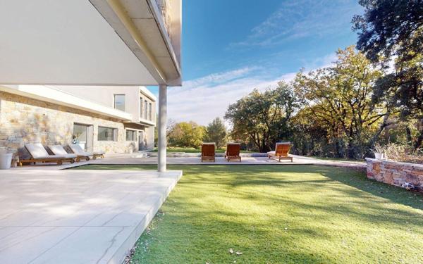 Maison à vendre    5 pièces • 275 m2 Assas