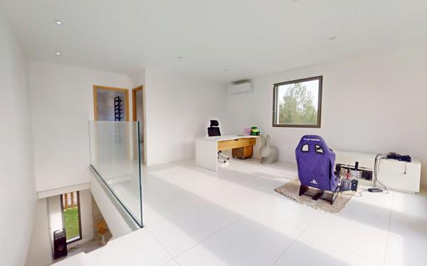 Maison à vendre    5 pièces • 275 m2 Assas