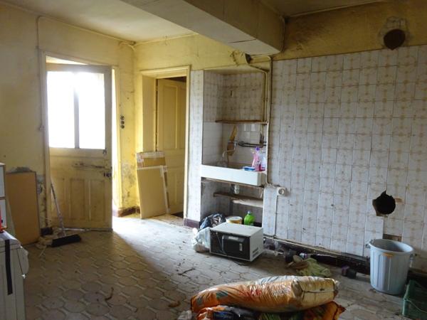 Ancienne ferme à rénover VEROSVRES (71) - T4 - 107m² - Terrain 820m²