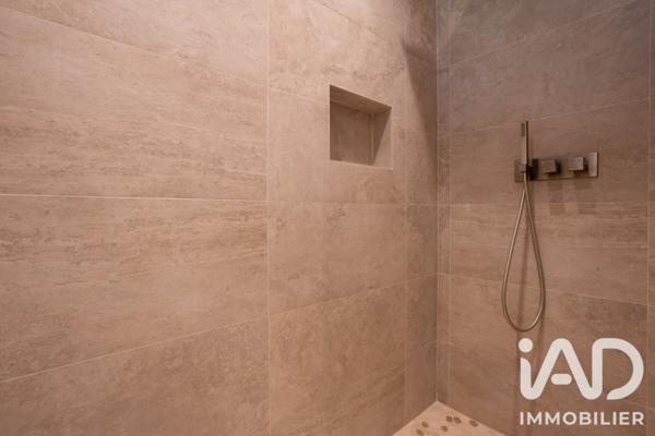 Maison à vendre 6 pièces 159 m² Rognonas