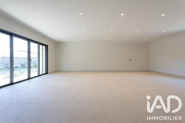Maison à vendre 6 pièces 159 m² Rognonas