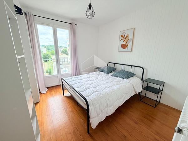 Appartement T3 lumineux avec balcon et cave