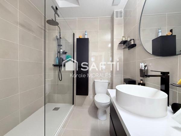 CANET EN ROUSSILLON VILLAGE, PROCHE PLAGE ET COMMODITES, MAISON RENOVEE T4, JARDIN