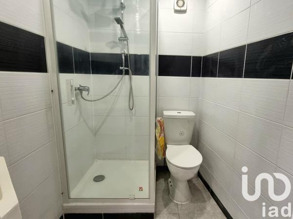 Maison de ville 5 pièces de 132 m² à Pont-Saint-Esprit (30130)