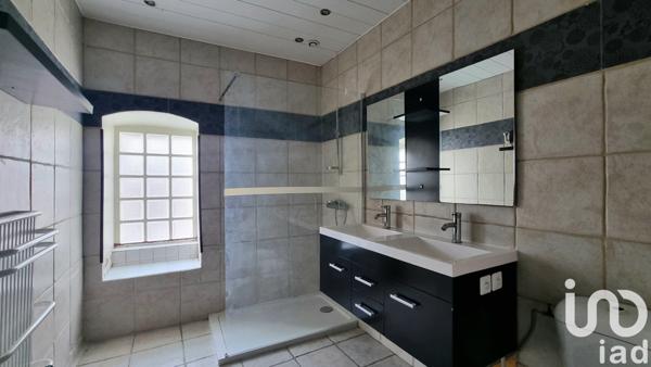 Maison de ville 5 pièces de 132 m² à Pont-Saint-Esprit (30130)