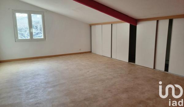 Maison de ville 5 pièces de 132 m² à Pont-Saint-Esprit (30130)