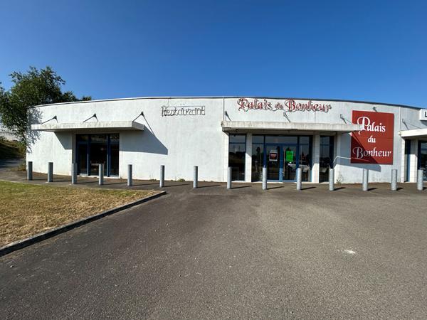 EXCLUSIVITE - EMPLACEMENT COMMERCIAL N°1 - MAYENNE , Mayenne EXCLUSIVITE - EMPLACEMENT COMMERCIAL N°1 - MAYENNE , Mayenne