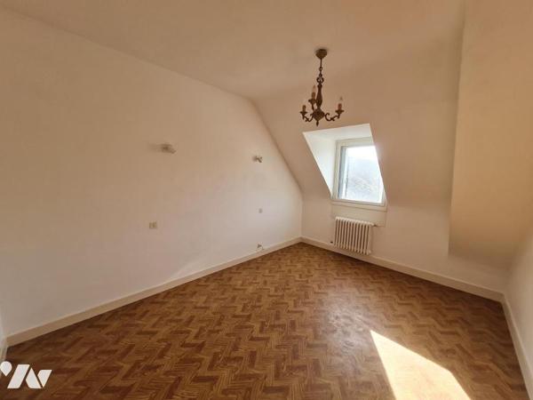 À Vendre à Saint-Barnabé Maison mitoyenne située à 10 minutes de Loudéac