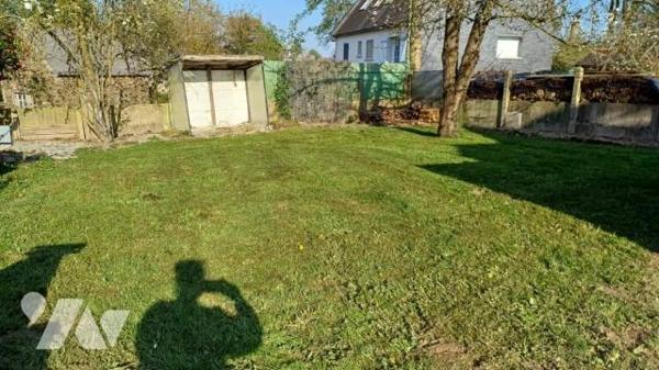 À Vendre à Saint-Barnabé Maison mitoyenne située à 10 minutes de Loudéac