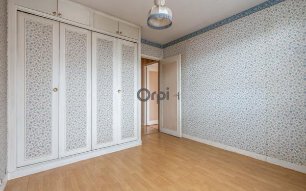 Appartement à vendre    3 pièces • 66,59 m2 Saint-Maur-des-Fossés