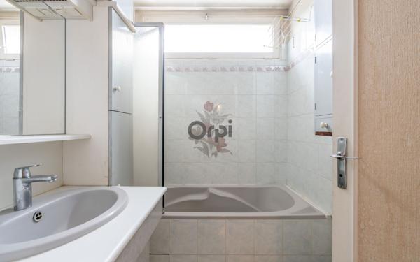 Appartement à vendre    3 pièces • 66,59 m2 Saint-Maur-des-Fossés