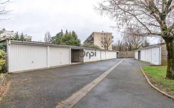 Appartement à vendre    3 pièces • 66,59 m2 Saint-Maur-des-Fossés