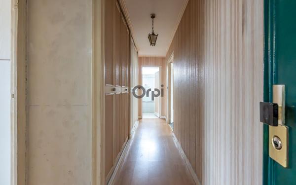 Appartement à vendre    3 pièces • 66,59 m2 Saint-Maur-des-Fossés