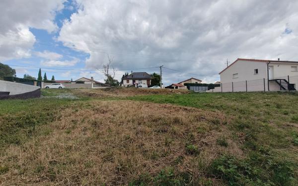 Terrain à vendre    Villeneuve-les-Cerfs