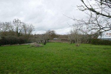 Maison à vendre à Argenton-sur-Creuse dans l'Indre (36200), ref : 037/2688