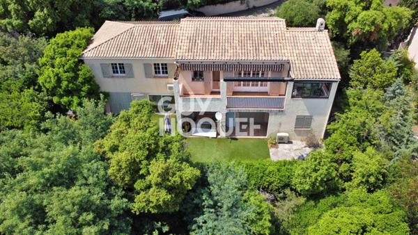 MAISON À VENDRE DE 7 PIÈCES DE 170,00 M²