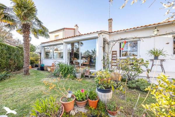 Maison à vendre |  Surgères |  6 pièces | 132 m²