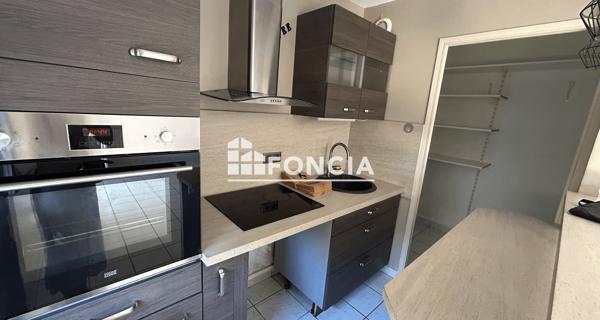 Location Appartement 2 pièces 48 m² - Riorges 42153