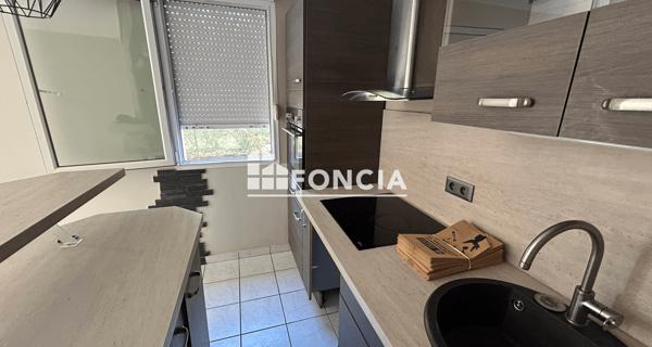 Location Appartement 2 pièces 48 m² - Riorges 42153