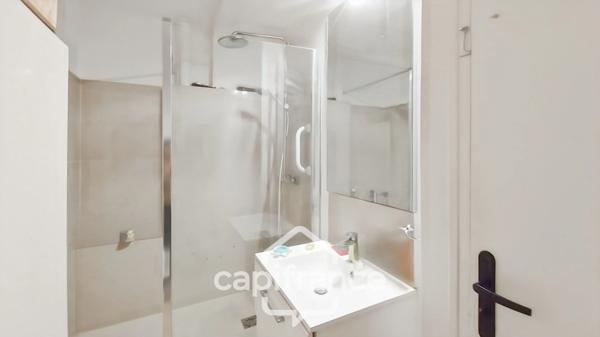 Vanves- A vendre appartement 4 pièces-65,45m2-Parfait état-4ème étage avec ascenseur-lumineux-5mn à pied métro L13