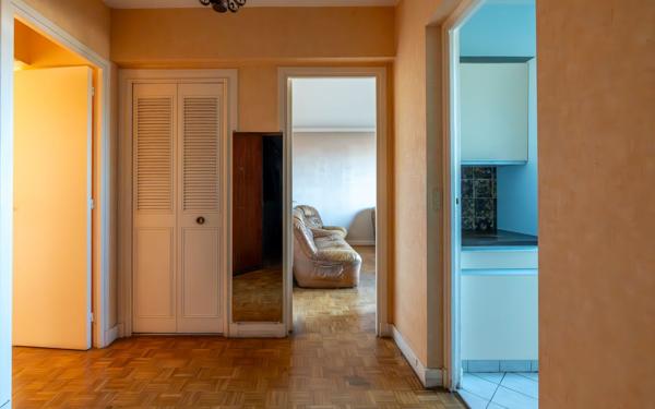 Appartement à vendre    4 pièces • 80,29 m2 Saint-Maur-des-Fossés