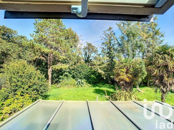 Longère 6 pièces de 99 m² à Plozévet (29710)