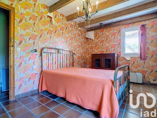 Longère 6 pièces de 99 m² à Plozévet (29710)