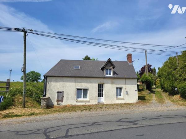 ST MARTIN DES BESACES : Maison individuelle