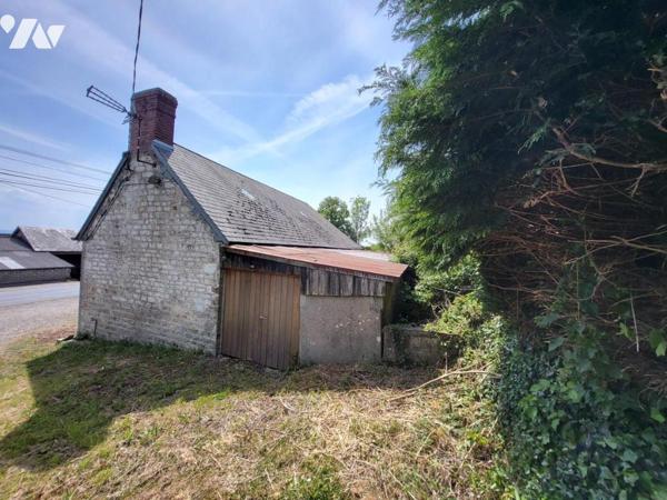 ST MARTIN DES BESACES : Maison individuelle