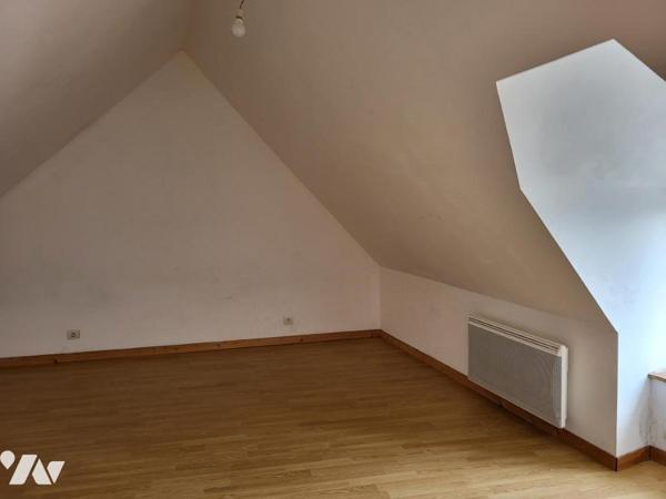 ST MARTIN DES BESACES : Maison individuelle