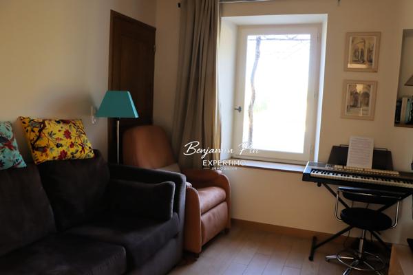 Apt (84400) Mas rénové à Apt