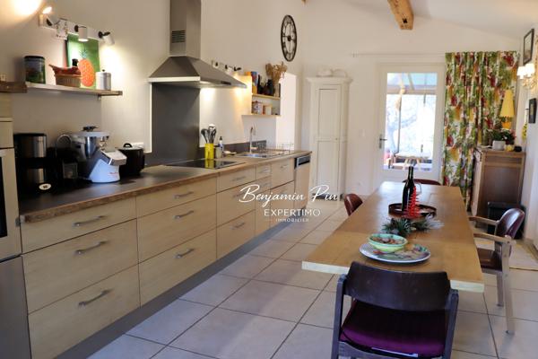 Apt (84400) Mas rénové à Apt