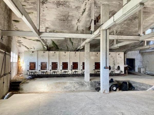 ANCIEN CHAI BETON 300 M2