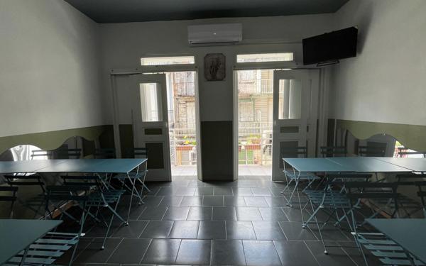 Appartement à vendre    6 pièces • 240 m2 Pointe-à-Pitre