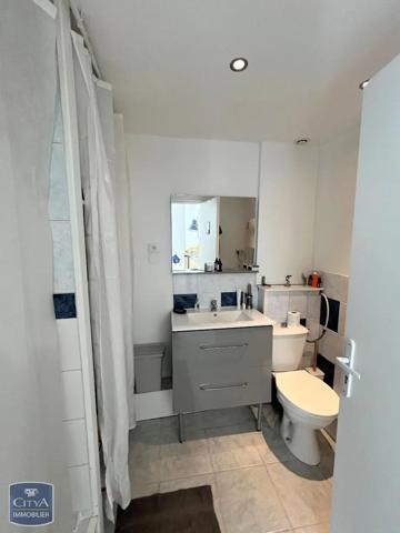 Appartement à louer 2 pièces 27.5m² Valenciennes (59300)