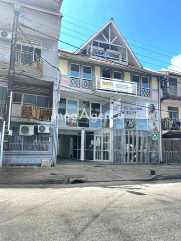 Immeuble à CAYENNE, 97300 - 577m²