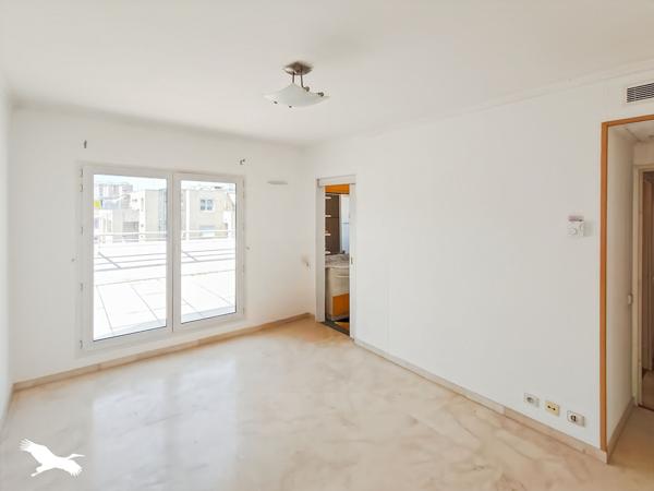 Appartement à vendre 1 190 000 € Marseille 08 7 p 218,2 m² DPE C