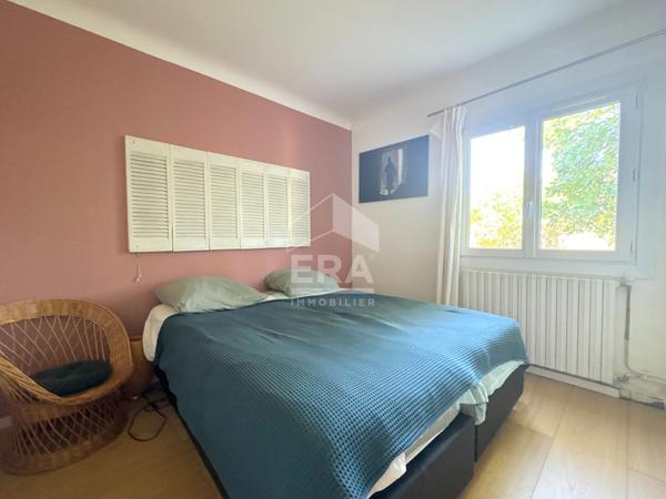 A VENDRE 84160 LOURMARIN MAISON TYPE 6 PIECES D'ENVIRON 132M² AVEC JARDIN, GARAGE ET PISCINE