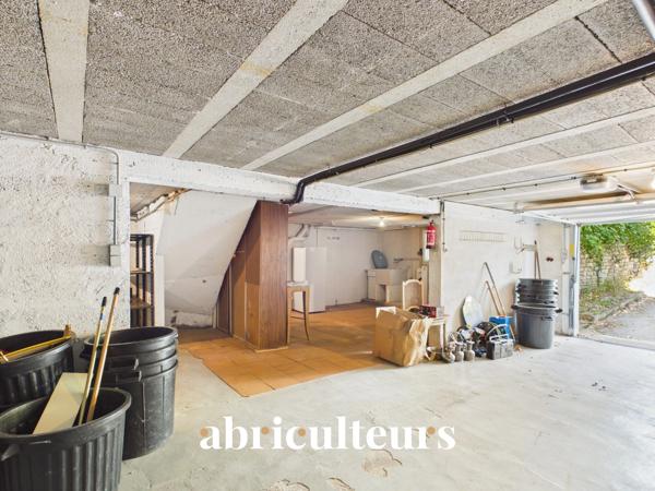Spacieuse maison familiale de 160 m² sur parc arboré de 2 110 m² Quartier recherché du Teninio à Vannes