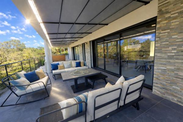 Brignoles (83170) VILLA CONTEMPORAINE D'EXCEPTION - 2022 - 195,19 m² + garage - Piscine - Domaine recherché