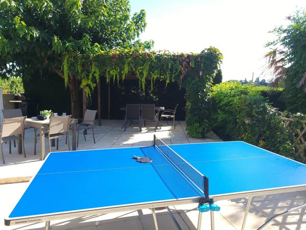 Belle maison de village de 3-4 chambres avec piscine.