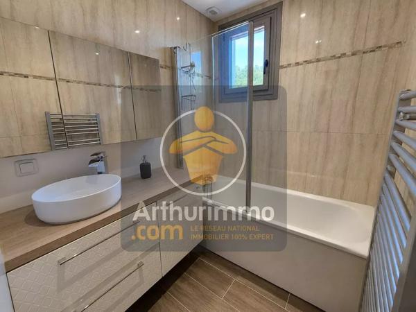 Vente                                                      Maison
                        
                     4 pièces                      100 m2                     à Pontault-Combault