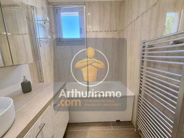 Vente                                                      Maison
                        
                     4 pièces                      100 m2                     à Pontault-Combault