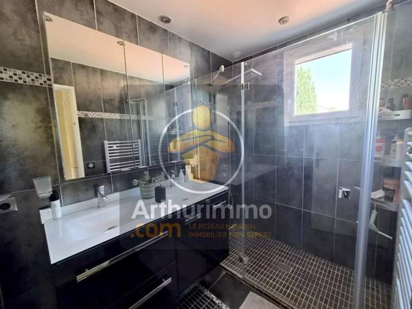 Vente                                                      Maison
                        
                     4 pièces                      100 m2                     à Pontault-Combault