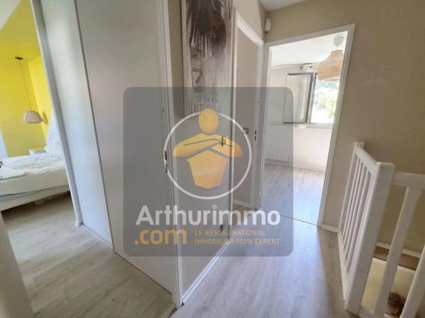 Vente                                                      Maison
                        
                     4 pièces                      100 m2                     à Pontault-Combault