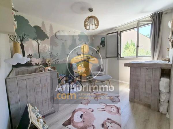 Vente                                                      Maison
                        
                     4 pièces                      100 m2                     à Pontault-Combault
