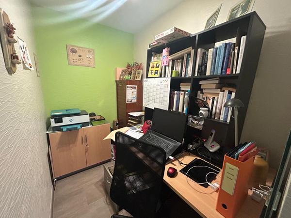 À vendre ? Bel appartement T4 entièrement rénové, proche du parc de la Chézine